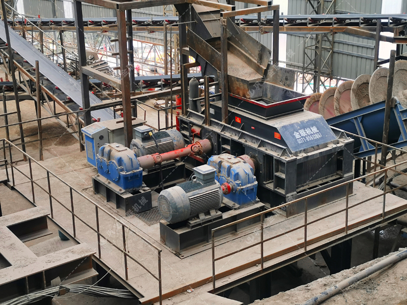 礦用液壓對輥制砂機如何實現(xiàn)砂石細(xì)碎與高產(chǎn)雙提升？