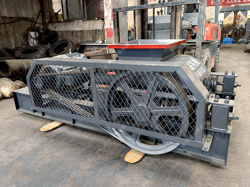 大塊煤矸石直接喂料會損壞設備？狼牙齒輥為何敢承諾'來者不拒'？